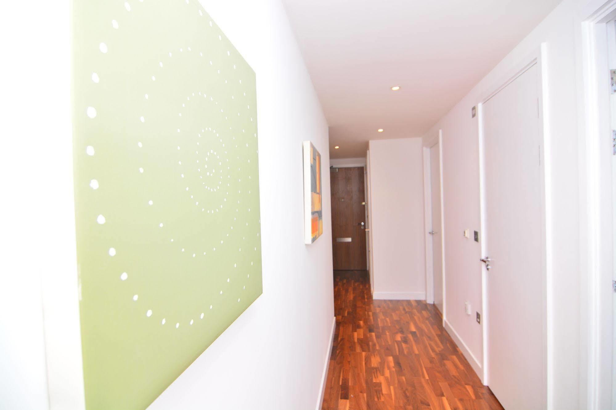 Apartment Wharf - Canary South London Exterior photo